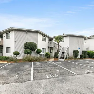 Crystal Village 16b Is A 2 Bed 2 Bath Near The Beach That Sleeps 6 Destin
